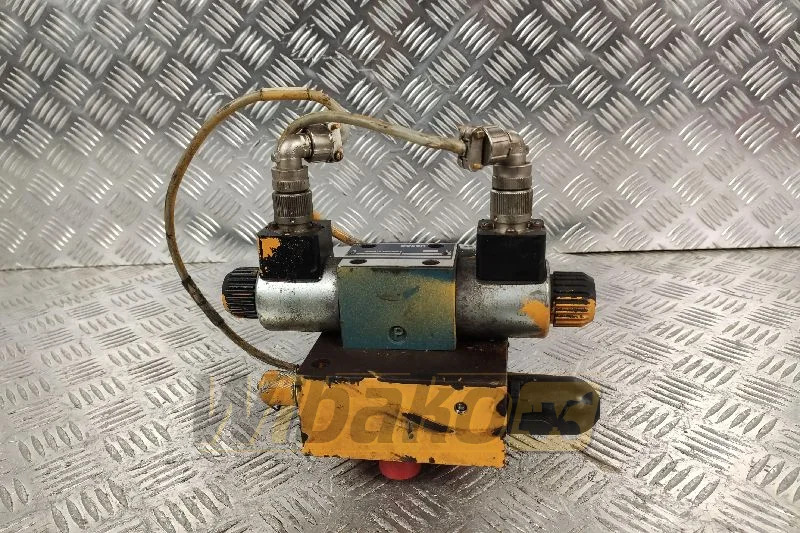 Bosch 0813100148/0810091353 - Supapa hidraulica pentru Utilaje constructii: Foto 1 Bosch 0813100148/0810091353 - Supapa hidraulica pentru Utilaje constructii: Foto 1