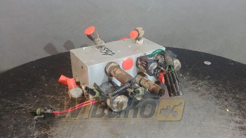 Case 198998A4 E-3 C-2 - Supapa hidraulica pentru Utilaje constructii: Foto 1 Case 198998A4 E-3 C-2 - Supapa hidraulica pentru Utilaje constructii: Foto 1