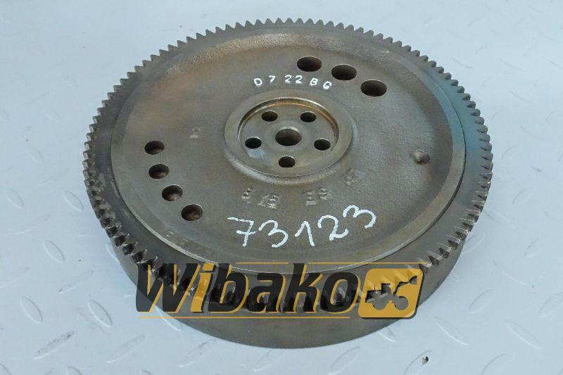 Flywheel for engine Kubota D722 16813-25010 - Volant pentru Utilaje constructii: Foto 1 Flywheel for engine Kubota D722 16813-25010 - Volant pentru Utilaje constructii: Foto 1