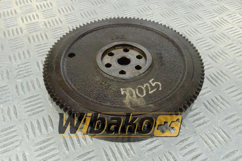 Flywheel for engine Kubota V1305E 15878-25010 - Volant pentru Utilaje constructii: Foto 1 Flywheel for engine Kubota V1305E 15878-25010 - Volant pentru Utilaje constructii: Foto 1