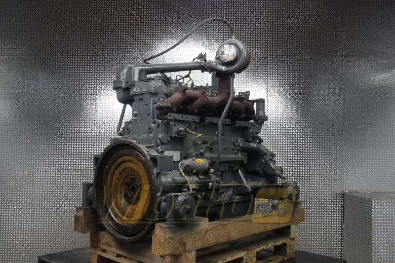 Komatsu S6D125E-2 - Motor pentru Utilaje constructii: Foto 1 Komatsu S6D125E-2 - Motor pentru Utilaje constructii: Foto 1