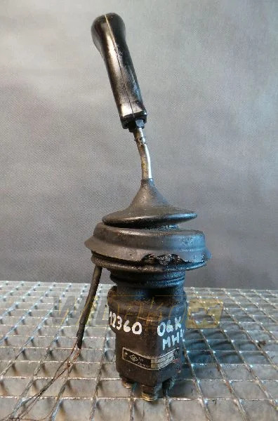 O&K 1598181 13035/24 - Supapa hidraulica pentru Utilaje constructii: Foto 1 O&K 1598181 13035/24 - Supapa hidraulica pentru Utilaje constructii: Foto 1