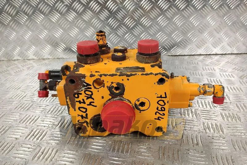 Parker H170CF-10129A501395 0122654814-007 - Supapa hidraulica pentru Utilaje constructii: Foto 1 Parker H170CF-10129A501395 0122654814-007 - Supapa hidraulica pentru Utilaje constructii: Foto 1