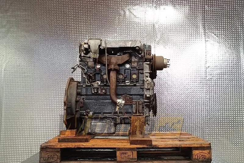 Perkins 1004-4 AA - Motor pentru Utilaje constructii: Foto 3 Perkins 1004-4 AA - Motor pentru Utilaje constructii: Foto 3