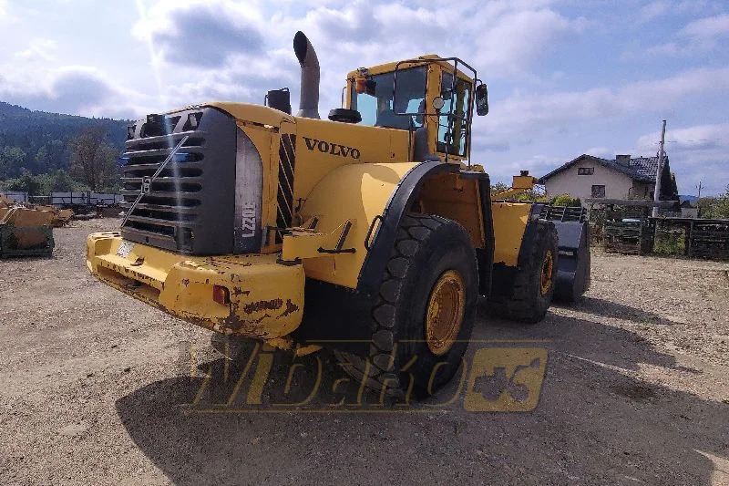 Volvo L220E - Încărcător frontal pe pneuri: Foto 5 Volvo L220E - Încărcător frontal pe pneuri: Foto 5