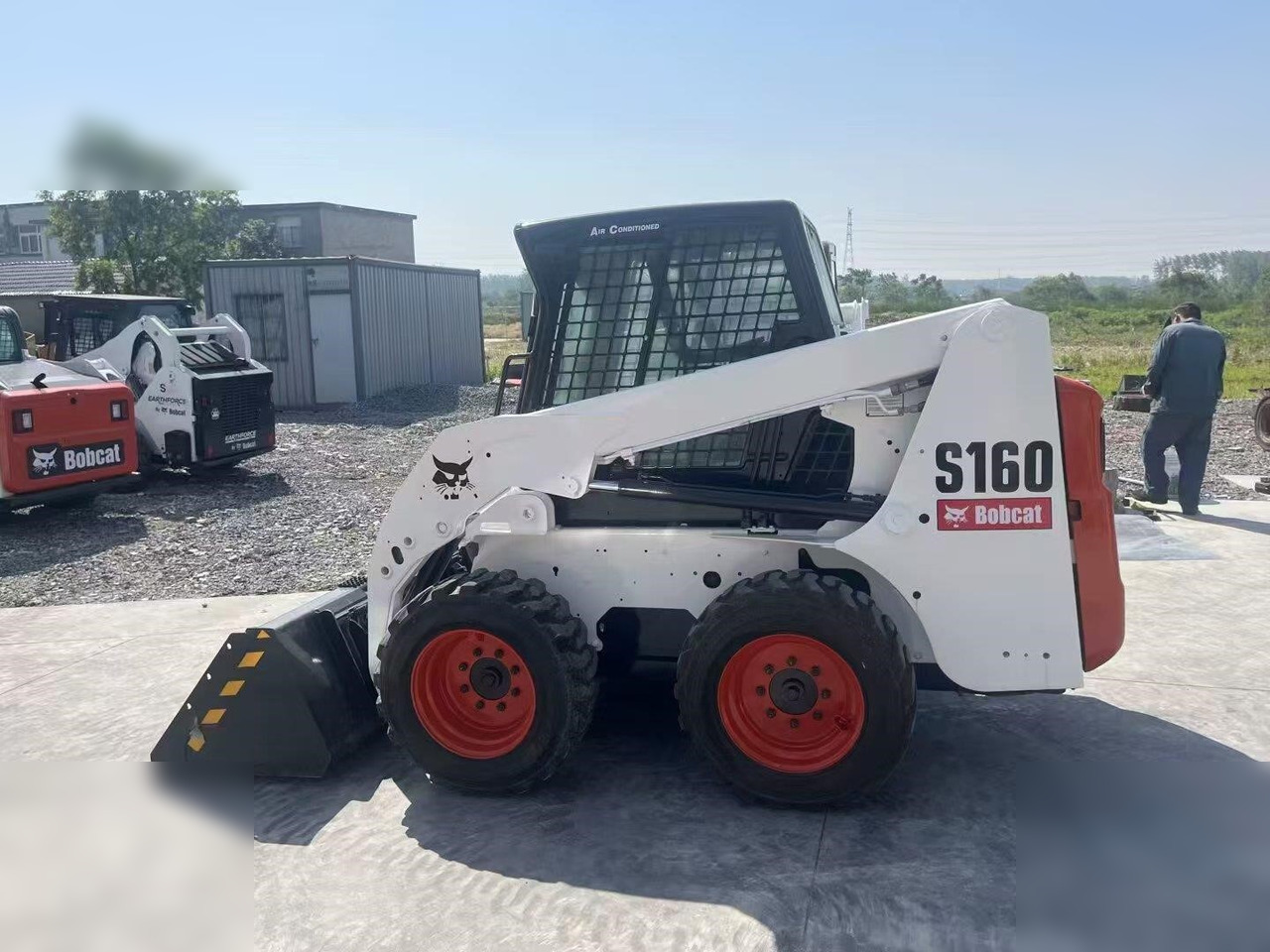 BOBCAT S160 - Mini încărcător: Foto 3 BOBCAT S160 - Mini încărcător: Foto 3