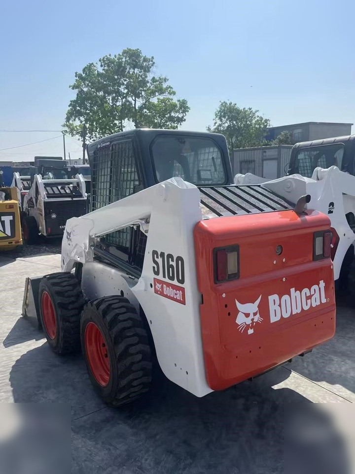 BOBCAT S160 - Mini încărcător: Foto 2 BOBCAT S160 - Mini încărcător: Foto 2