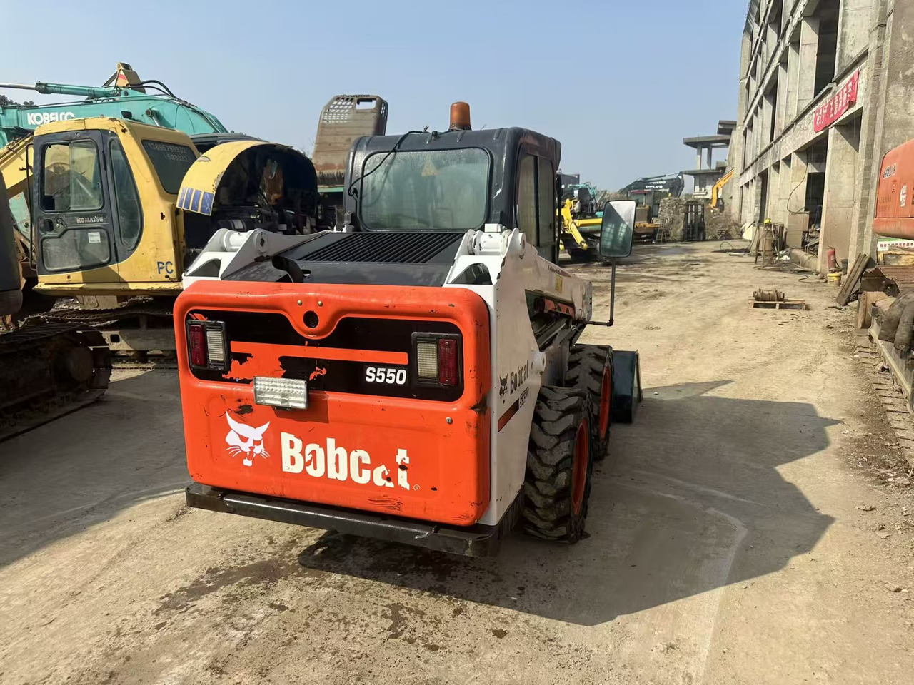 BOBCAT s550 - Încărcător frontal pe pneuri: Foto 5 BOBCAT s550 - Încărcător frontal pe pneuri: Foto 5