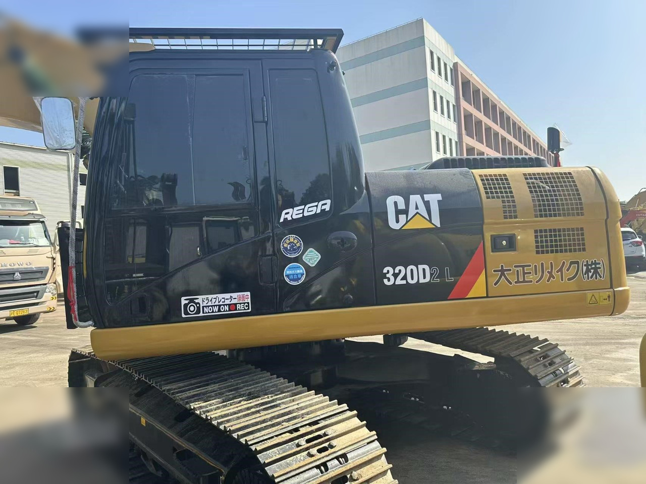 CATERPILLAR 320D2L - Excavator pe şenile: Foto 5 CATERPILLAR 320D2L - Excavator pe şenile: Foto 5