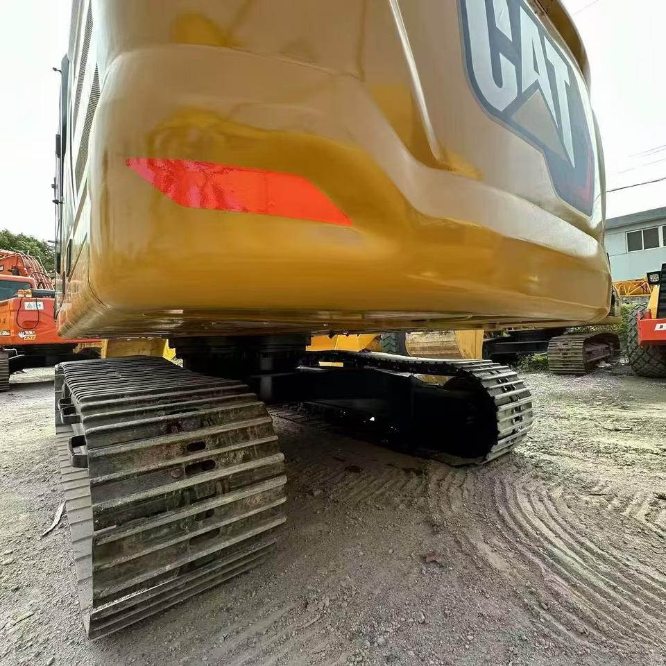 Excavator pe şenile CATERPILLAR 330D2: Foto 11