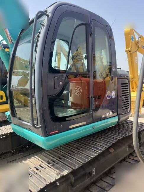 KOBELCO SK135SR - Excavator pe şenile: Foto 3 KOBELCO SK135SR - Excavator pe şenile: Foto 3