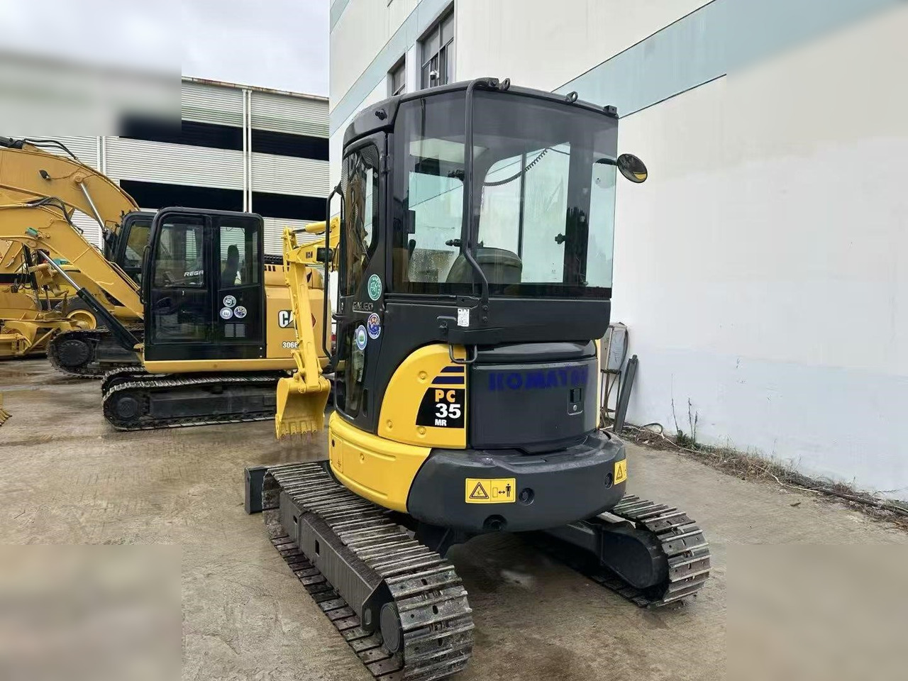 KOMATSU PC35MR - Mini excavator: Foto 2 KOMATSU PC35MR - Mini excavator: Foto 2