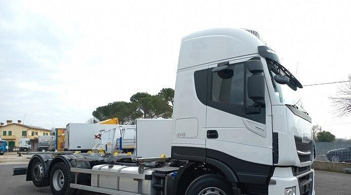 IVECO STRALIS AS260S48 A TELAIO FULL PNEUMATIC - Alte utilaje: Foto 5 IVECO STRALIS AS260S48 A TELAIO FULL PNEUMATIC - Alte utilaje: Foto 5