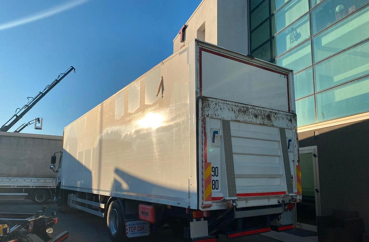 DAF 310 FA CASSONE E SPONDA EURO 6 - Camion furgon: Foto 5 DAF 310 FA CASSONE E SPONDA EURO 6 - Camion furgon: Foto 5