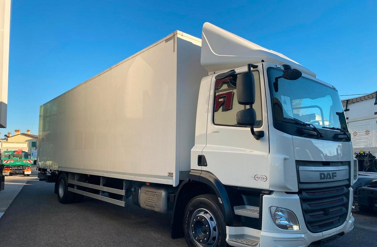 DAF 310 FA CASSONE E SPONDA EURO 6 - Camion furgon: Foto 3 DAF 310 FA CASSONE E SPONDA EURO 6 - Camion furgon: Foto 3