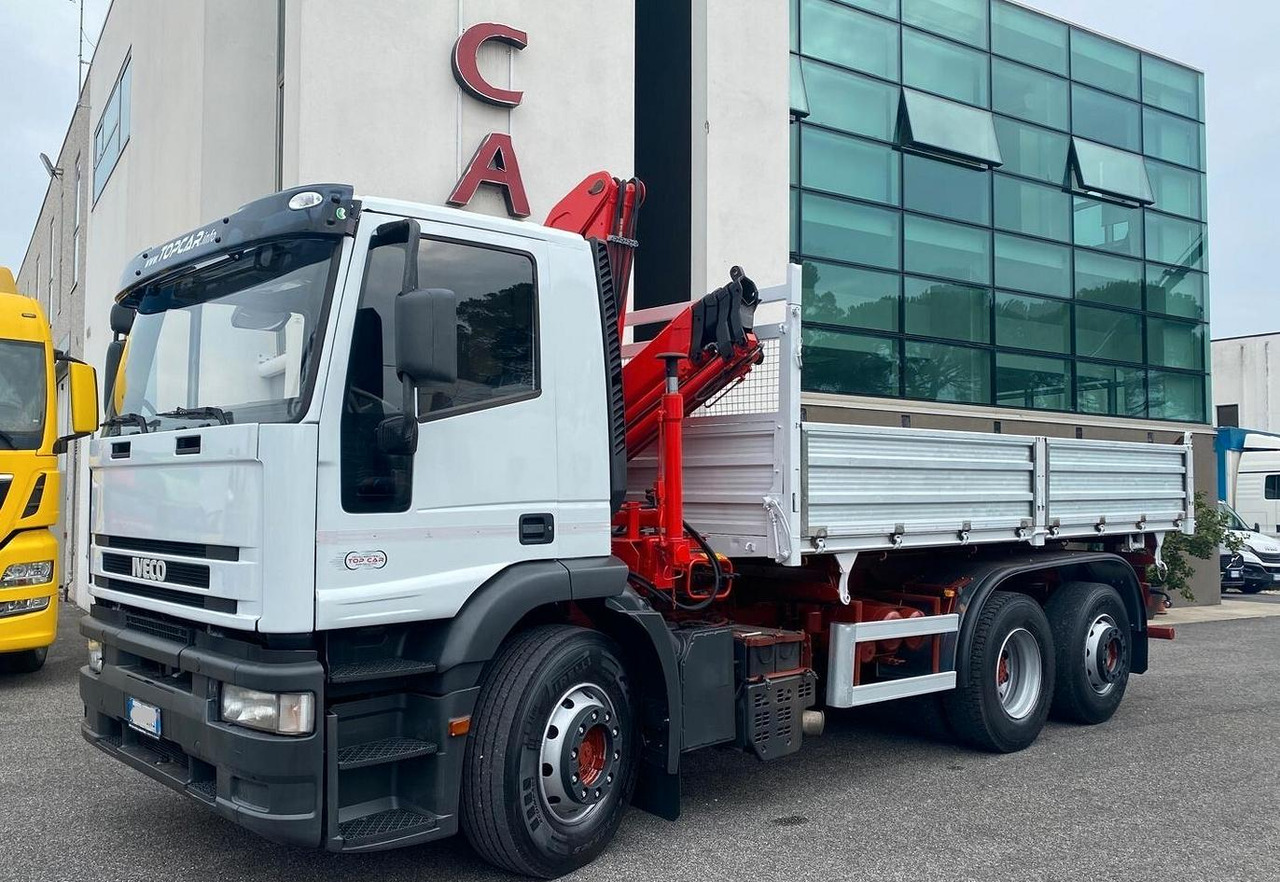 IVECO 440E38 RIBALTABILE TRILATERALE E GRU FASSI - Camion platformă, Camion cu macara: Foto 1 IVECO 440E38 RIBALTABILE TRILATERALE E GRU FASSI - Camion platformă, Camion cu macara: Foto 1