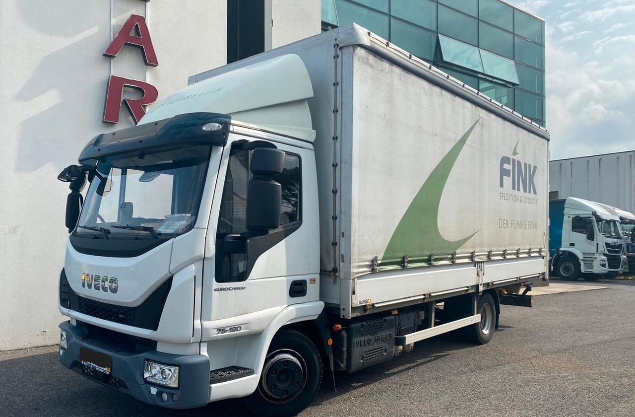 IVECO EUROCARGO 75E19 EURO 6 2018 - Camion cu prelată: Foto 1 IVECO EUROCARGO 75E19 EURO 6 2018 - Camion cu prelată: Foto 1