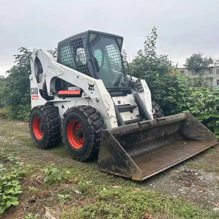 BOBCAT Brand Skid Loader S300 Used Machine Hot Sale - Încărcător frontal pe pneuri: Foto 1 BOBCAT Brand Skid Loader S300 Used Machine Hot Sale - Încărcător frontal pe pneuri: Foto 1