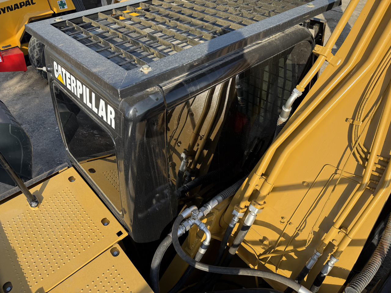 Excavator pe şenile CATERPILLAR Good Condition Used CAT Excavator Japan 330D Original Used Excavator Cat 330D in Stock: Foto 10