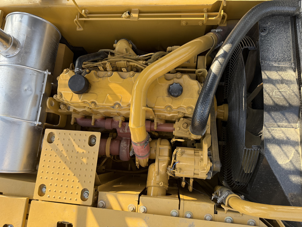 Excavator pe şenile CATERPILLAR Good Condition Used CAT Excavator Japan 330D Original Used Excavator Cat 330D in Stock: Foto 8