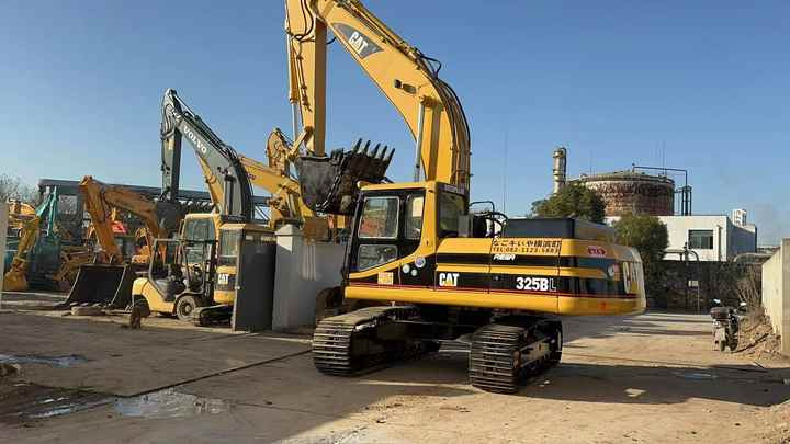 Cat325B Low Working Time CAT 320 325D 315D Excavator Caterpillar Used 25ton Cat325B Medium Size Digger - Excavator pe şenile: Foto 3 Cat325B Low Working Time CAT 320 325D 315D Excavator Caterpillar Used 25ton Cat325B Medium Size Digger - Excavator pe şenile: Foto 3