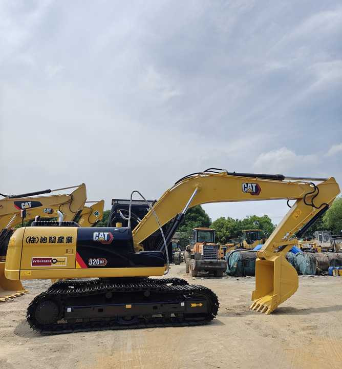 Good Condition Used Cat Excavator 320D2 Caterpillar Second Hand Excavator 312D 315D 320d for Sale - Excavator pe şenile: Foto 4 Good Condition Used Cat Excavator 320D2 Caterpillar Second Hand Excavator 312D 315D 320d for Sale - Excavator pe şenile: Foto 4