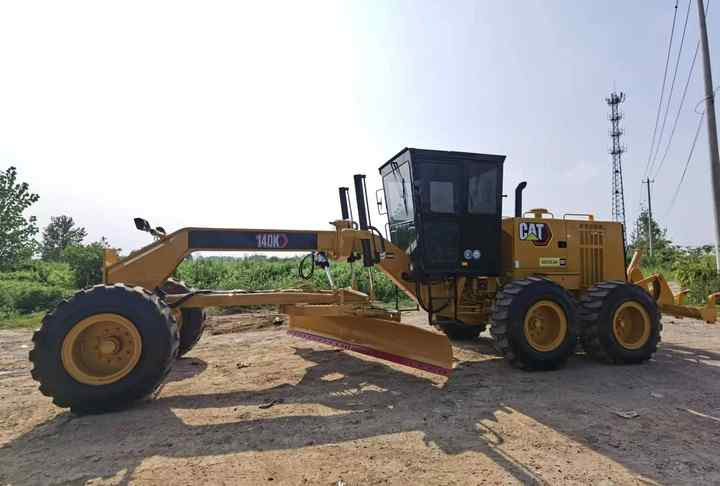 Used Caterpillar CAT 140k Land Road Motor Grader CAT140k Used Grader Cheap Price for Sale - Autogreder: Foto 5 Used Caterpillar CAT 140k Land Road Motor Grader CAT140k Used Grader Cheap Price for Sale - Autogreder: Foto 5