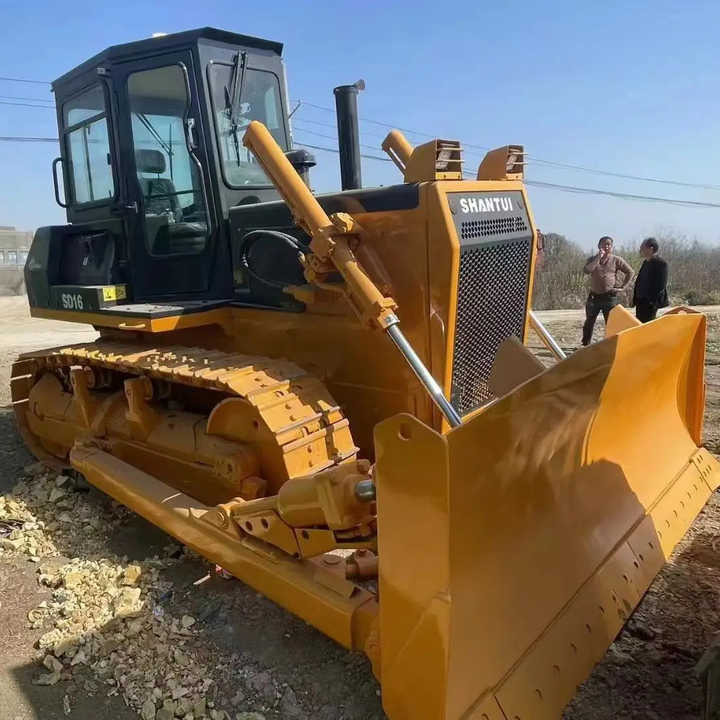 Used China Made SD16 Construction Machinery Shantui SD16 Crawler Bulldozer Earthmoving Machine Used Bulldozer - Buldozer: Foto 2 Used China Made SD16 Construction Machinery Shantui SD16 Crawler Bulldozer Earthmoving Machine Used Bulldozer - Buldozer: Foto 2