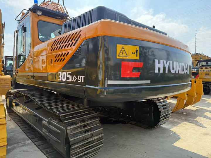 Used HYUNDAI305lc-9c Hydraulic Excavator with Excellent Performance hyundai Running Working Condition Low Price for Sale - Excavator pe şenile: Foto 5 Used HYUNDAI305lc-9c Hydraulic Excavator with Excellent Performance hyundai Running Working Condition Low Price for Sale - Excavator pe şenile: Foto 5