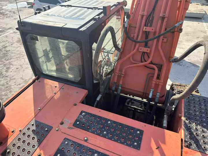 Leasing de  Used Hitachi Zx350H-5G New Model 35ton Excavator Second Hand Machine Popular Brand Japan HITACHI Hydraulic Machinery Used Hitachi Zx350H-5G New Model 35ton Excavator Second Hand Machine Popular Brand Japan HITACHI Hydraulic Machinery: Foto 6
