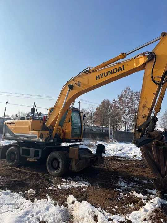 Used Korea Brand Original hyundai 210w-9 Wheel Excavator for Sale Used hyundai Wheel Excavator - Excavator pe roţi: Foto 4 Used Korea Brand Original hyundai 210w-9 Wheel Excavator for Sale Used hyundai Wheel Excavator - Excavator pe roţi: Foto 4