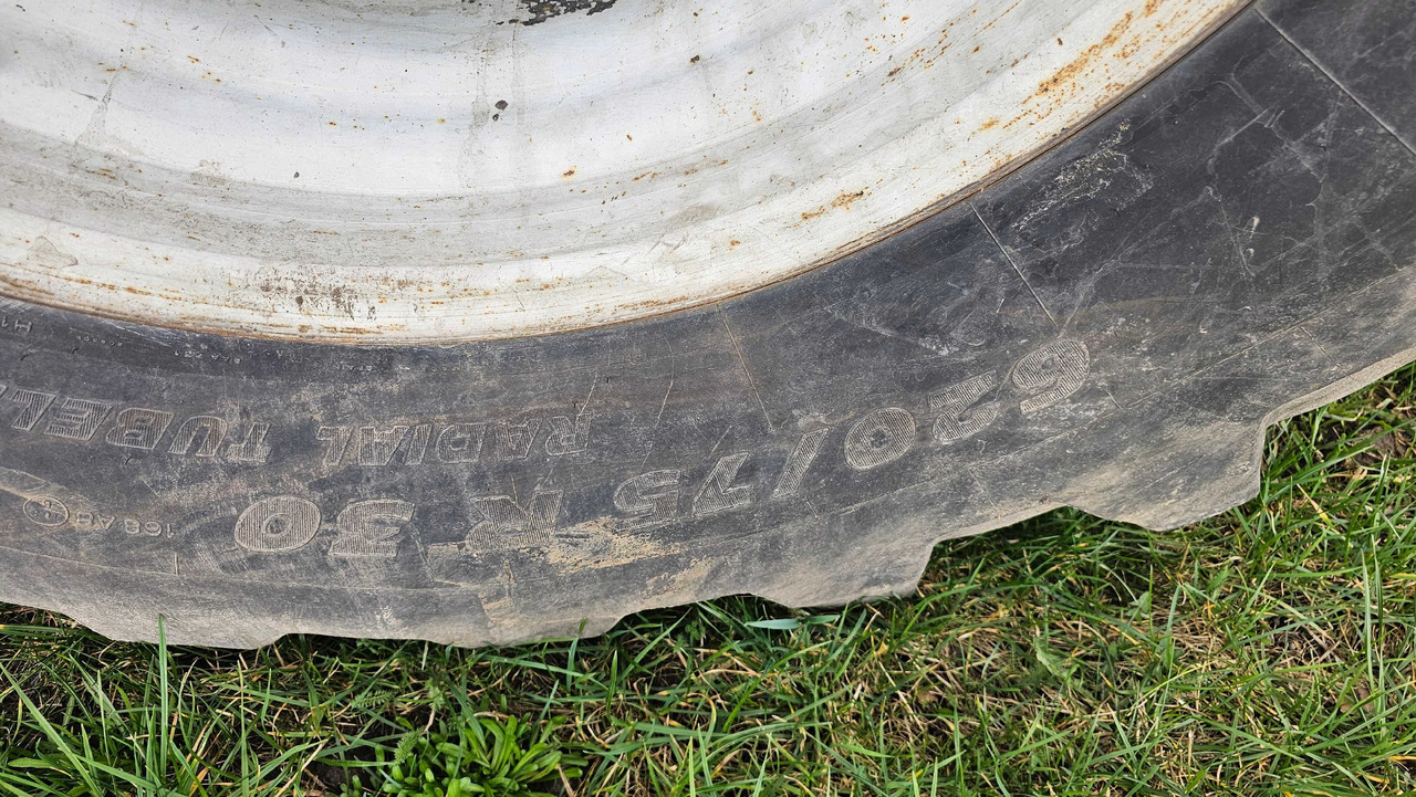 Komplet koło kombajn Deutz Fahr Topliner 620/75 R30 - Anvelopă pentru Utilaje agricole: Foto 2 Komplet koło kombajn Deutz Fahr Topliner 620/75 R30 - Anvelopă pentru Utilaje agricole: Foto 2