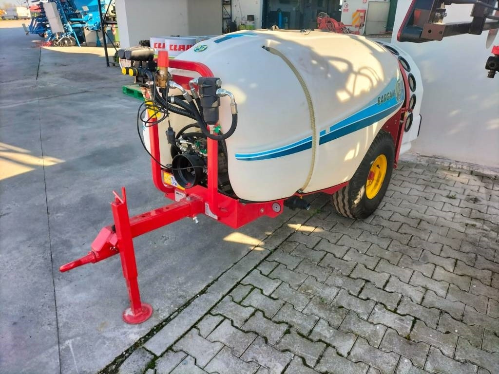 Bargam JET CONTROL 1100 - Maşină de erbicidat tractata: Foto 4 Bargam JET CONTROL 1100 - Maşină de erbicidat tractata: Foto 4