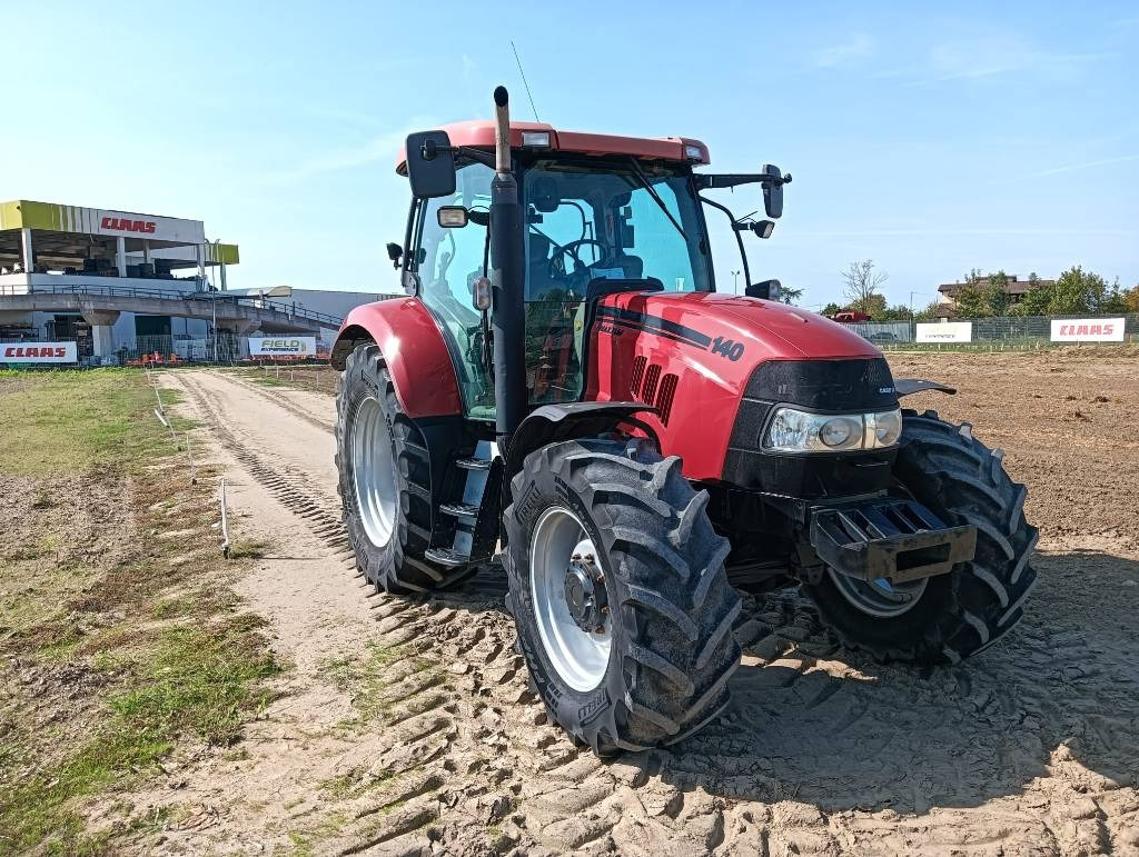 Case IH Maxxum 140 - Tractor agricol: Foto 1 Case IH Maxxum 140 - Tractor agricol: Foto 1