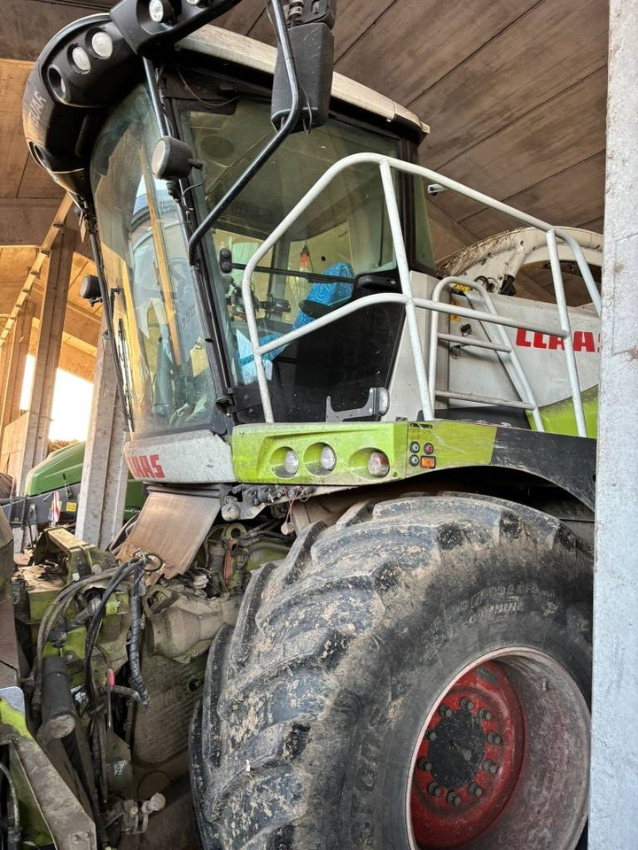 Claas Jaguar 970 - Combină de Recoltat Furaj: Foto 4 Claas Jaguar 970 - Combină de Recoltat Furaj: Foto 4