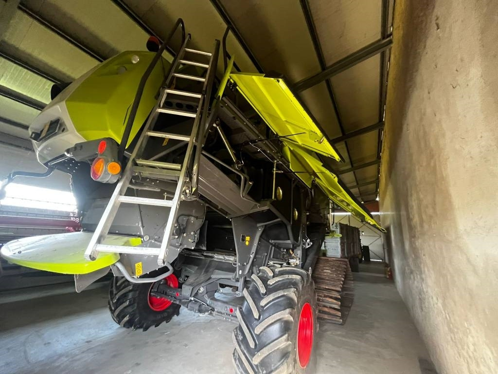 Claas LEXION 750 ACR - Combină de recoltat cereale: Foto 4 Claas LEXION 750 ACR - Combină de recoltat cereale: Foto 4
