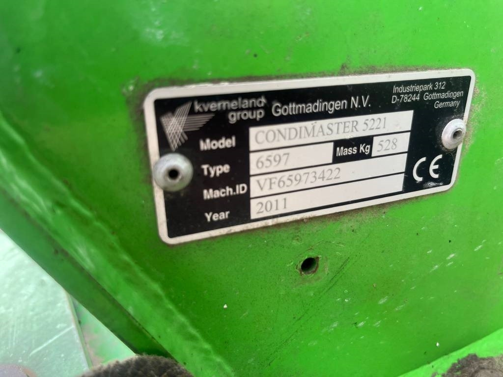 Deutz-fahr 5221 - Maşină de întors fânul: Foto 4 Deutz-fahr 5221 - Maşină de întors fânul: Foto 4