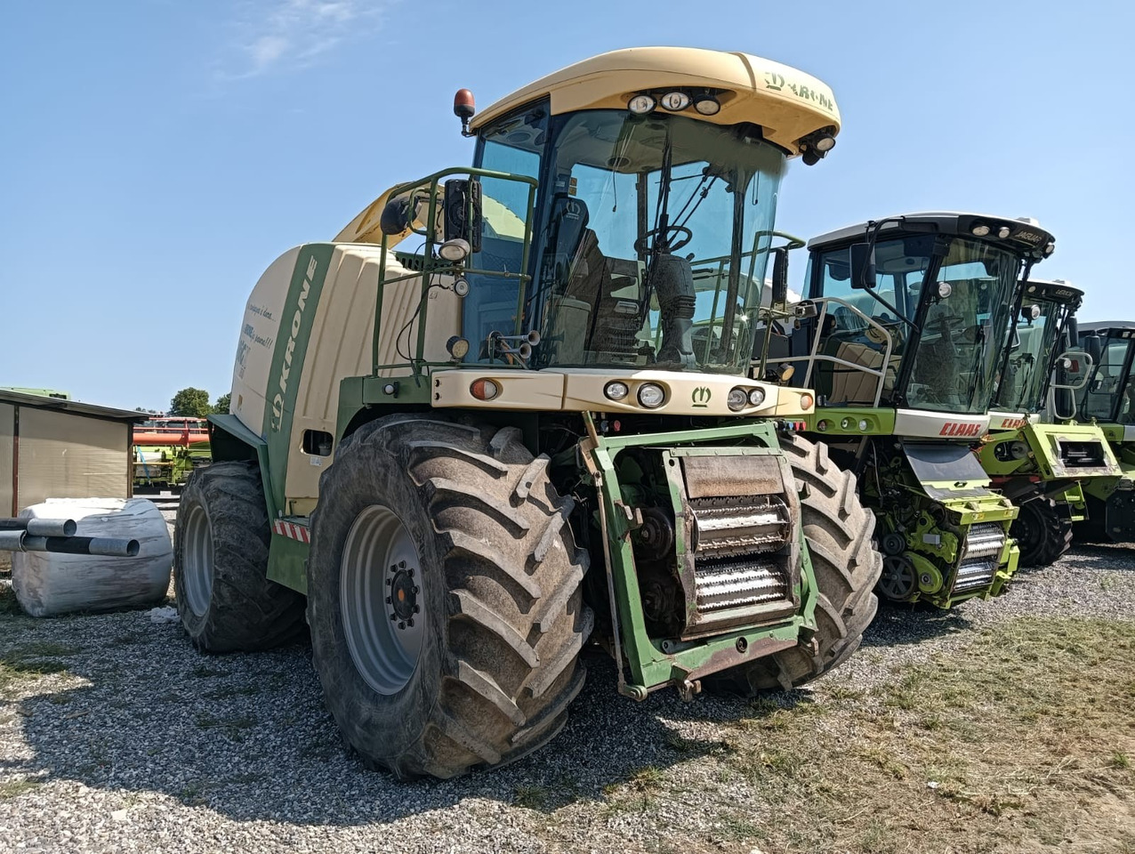 KRONE BIG X 850 - Combină de Recoltat Furaj: Foto 1 KRONE BIG X 850 - Combină de Recoltat Furaj: Foto 1