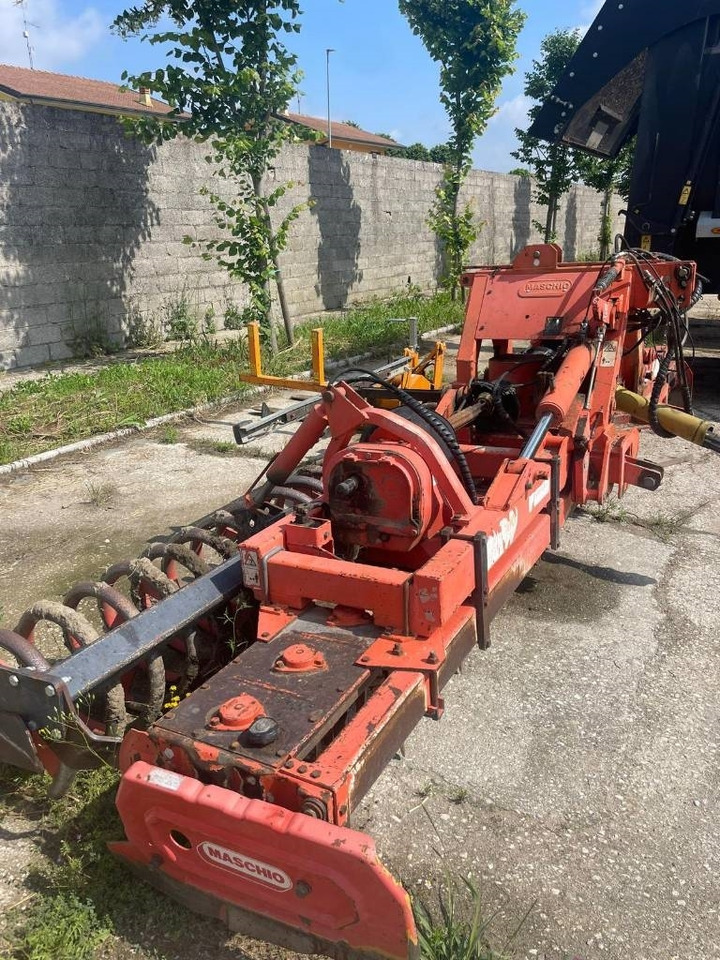 Maschio Aquila 5000 - Grapă rotativă: Foto 1 Maschio Aquila 5000 - Grapă rotativă: Foto 1