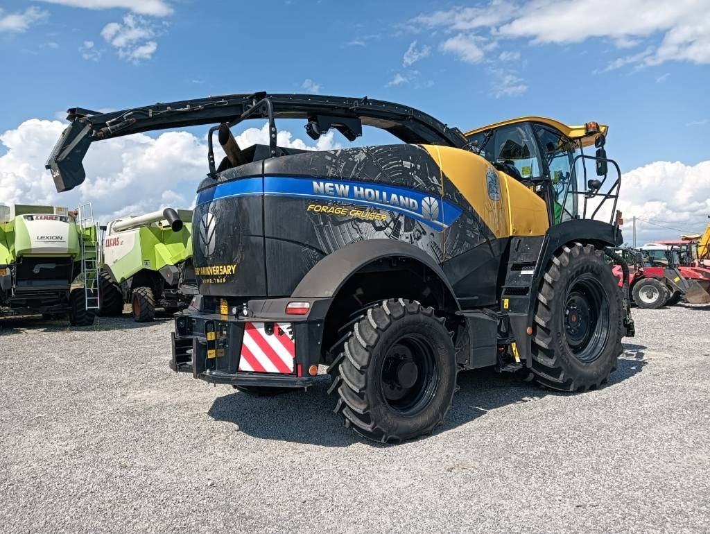 Combină de Recoltat Furaj New Holland FR 650: Foto 8