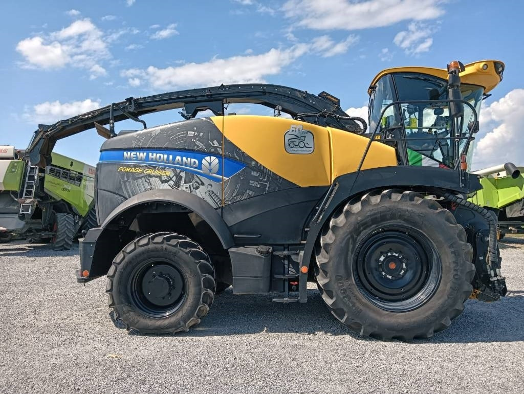 Combină de Recoltat Furaj New Holland FR 650: Foto 7