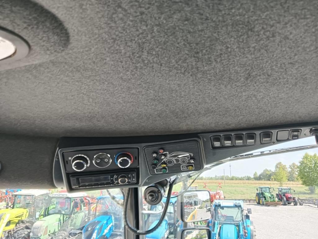 Combină de Recoltat Furaj New Holland FR 650: Foto 11