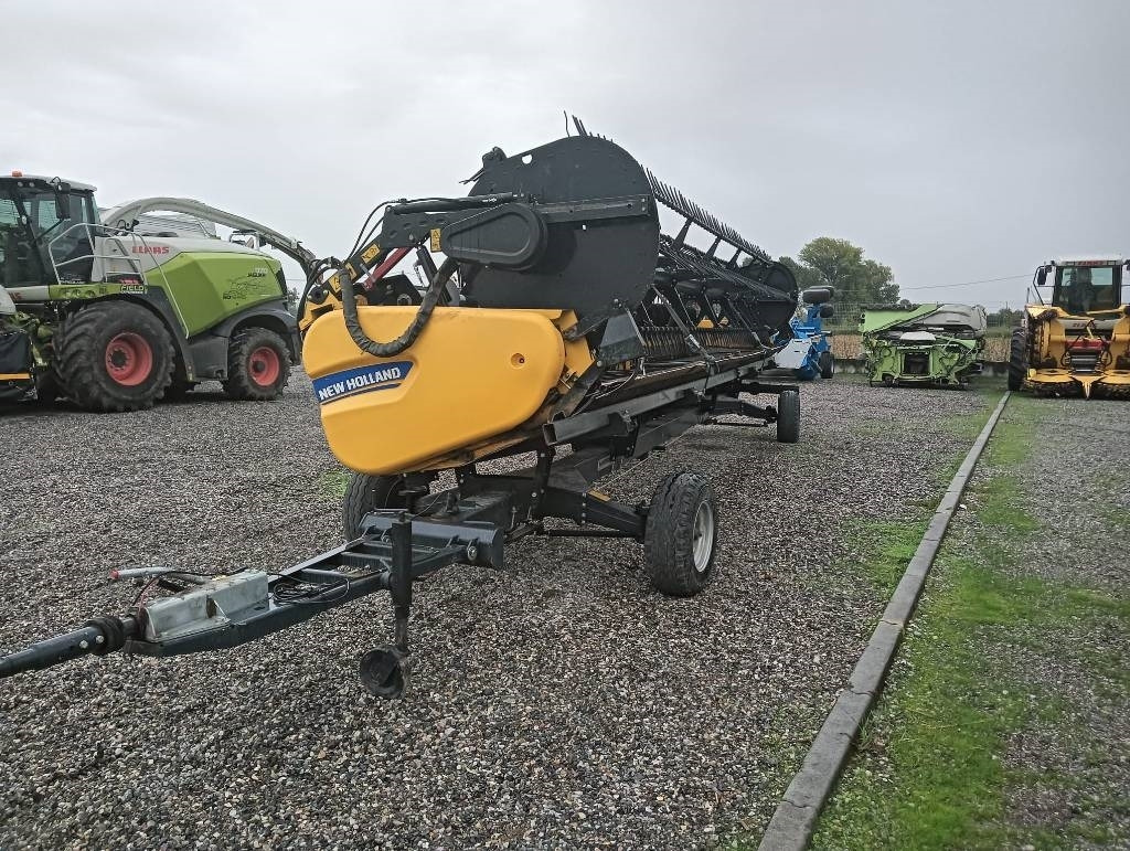 New Holland SOIA A TAPPETI FLEX 9 MT - Utilaje pentru combină agricola: Foto 3 New Holland SOIA A TAPPETI FLEX 9 MT - Utilaje pentru combină agricola: Foto 3