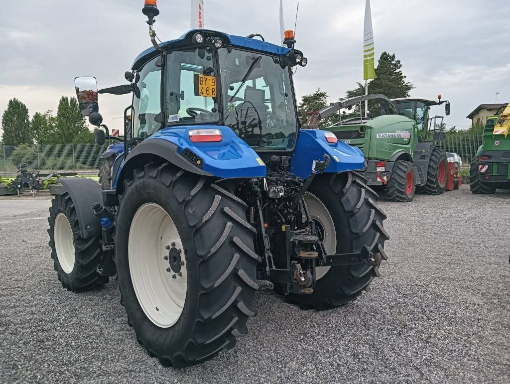 New Holland T 5.120 - Tractor agricol: Foto 5 New Holland T 5.120 - Tractor agricol: Foto 5