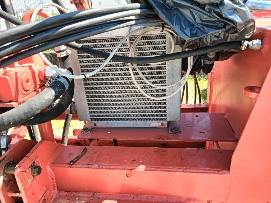 S.V.A DP 750 - Tocător cu braţ: Foto 4 S.V.A DP 750 - Tocător cu braţ: Foto 4