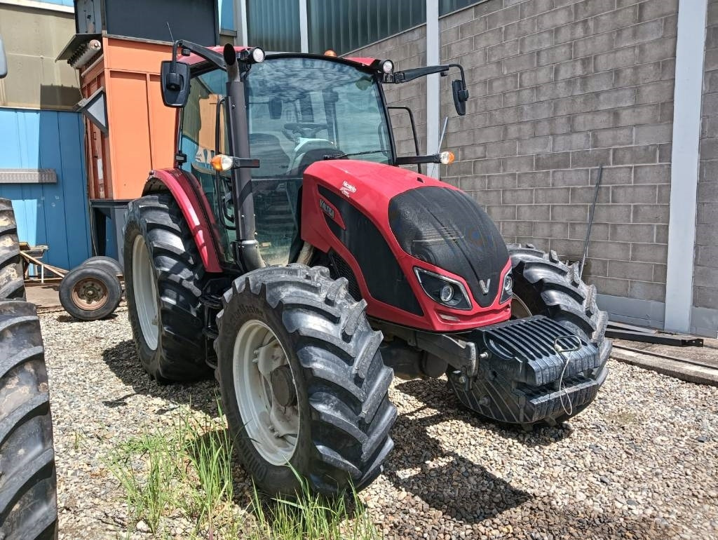 Valtra A 114 - Tractor agricol: Foto 1 Valtra A 114 - Tractor agricol: Foto 1