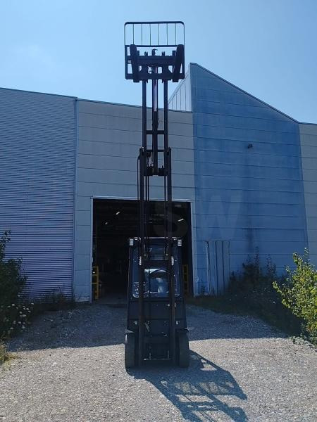 Doosan Chariot élévateur fenwick 2t gaz DOOSAN fenwick - Stivuitor GPL: Foto 3 Doosan Chariot élévateur fenwick 2t gaz DOOSAN fenwick - Stivuitor GPL: Foto 3