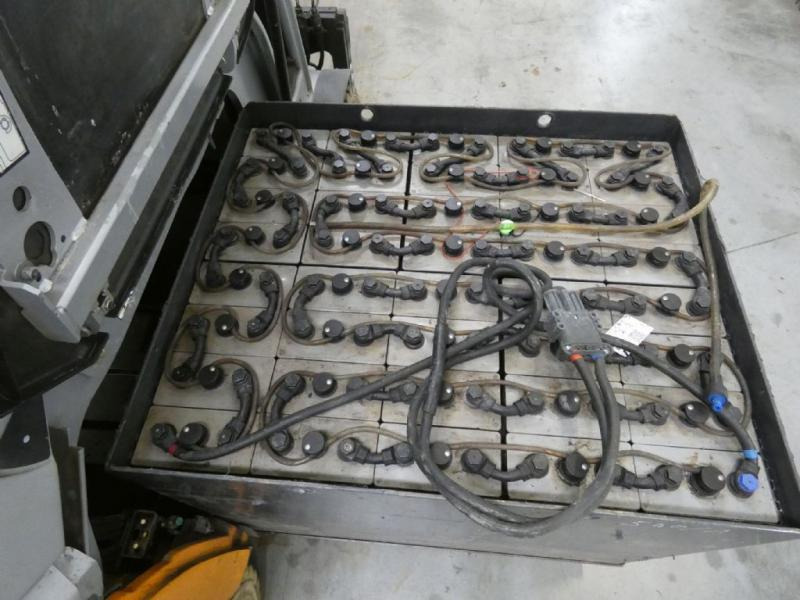 Still RX60-30L RX60-30L - Electrostivuitor: Foto 4 Still RX60-30L RX60-30L - Electrostivuitor: Foto 4