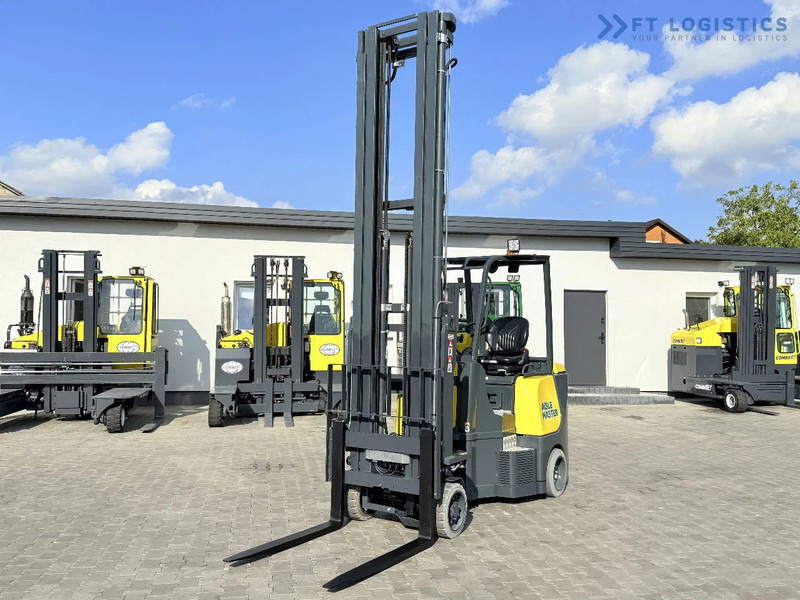 Aisle Master Combilift AISLE MASTER 20SHE / ARTICULATED FORKLIFT / TRIPLEX 8500MM / ELECTRIC / FREE LIFT / SIDE SHIFT / NEW TYRES / ONLY 1176 - Electrostivuitor: Foto 3 Aisle Master Combilift AISLE MASTER 20SHE / ARTICULATED FORKLIFT / TRIPLEX 8500MM / ELECTRIC / FREE LIFT / SIDE SHIFT / NEW TYRES / ONLY 1176 - Electrostivuitor: Foto 3