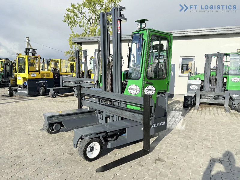 Combilift C3000 / DIESEL / DUPLEX 4200MM / FREE LIFT / WIDE FORK POSITIONER / FULL CABIN / EXCELLENT CONDITION / Wide range of four-way an - Stivuitor cu catarg retractabil, cu schimbare rapidă de direcţie: Foto 1 Combilift C3000 / DIESEL / DUPLEX 4200MM / FREE LIFT / WIDE FORK POSITIONER / FULL CABIN / EXCELLENT CONDITION / Wide range of four-way an - Stivuitor cu catarg retractabil, cu schimbare rapidă de direcţie: Foto 1